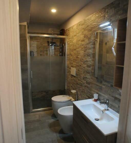 חדר סטנדרט, Tlcafè Hospitality