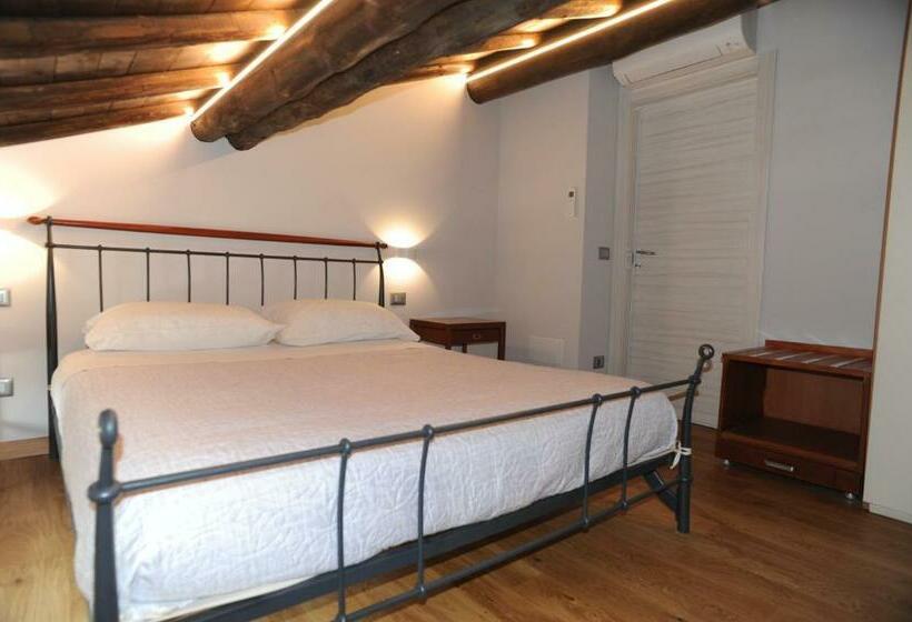 דירת שני חדרים, Tlcafè Hospitality