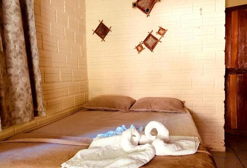 اتاق استاندارد سه نفره, Vila Flexal Pousada I