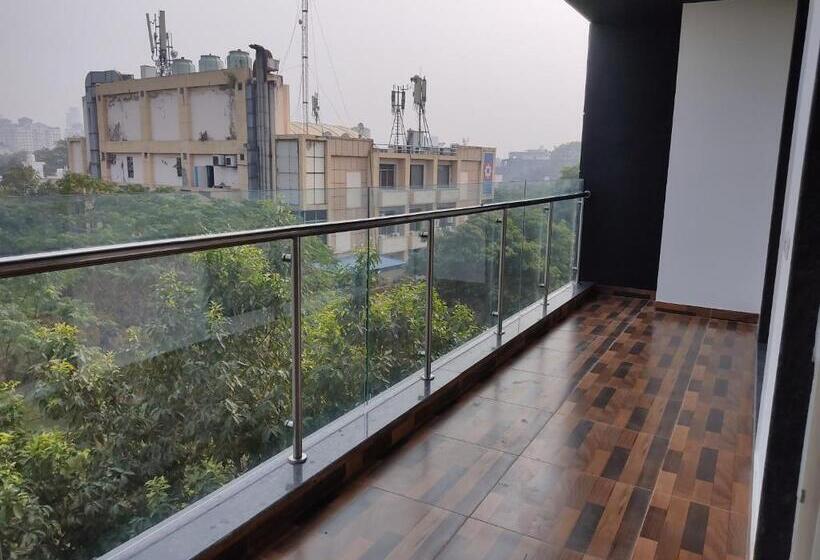 סטודיו סטנדרט עם מרפסת, Perch Service Apartment Mg Road