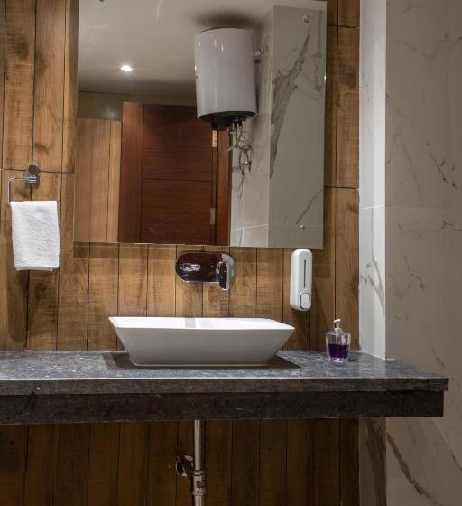 סטודיו סטנדרט עם מרפסת, Perch Service Apartment Mg Road