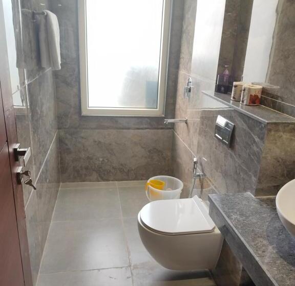 סטודיו משפחתי, Perch Service Apartment Mg Road