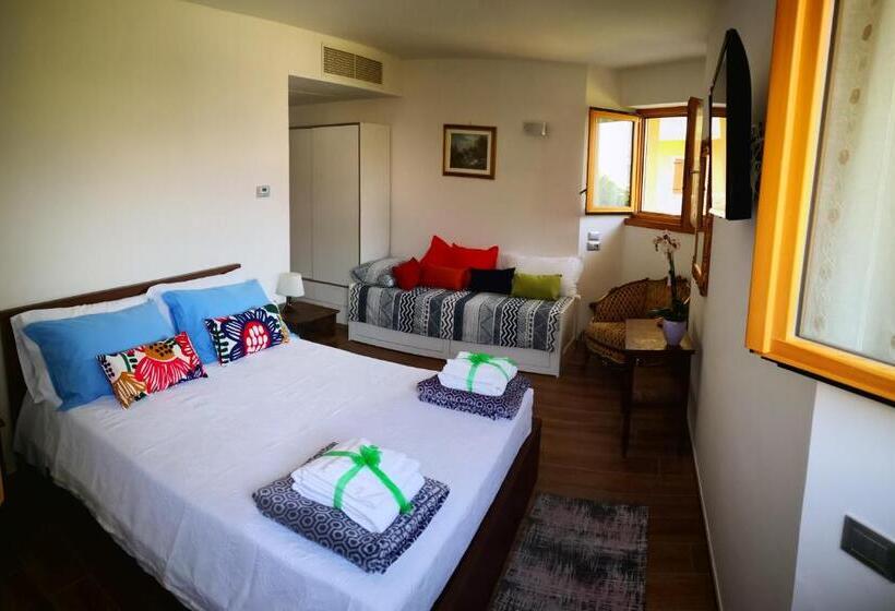 スタンダードトリプルルーム, B&b Esmeralda