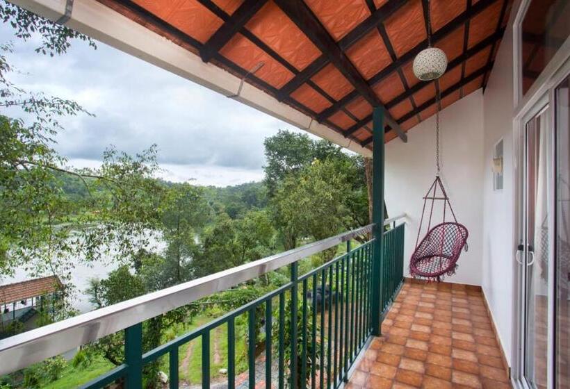 Номер Superior, Karlad Lake View Resort