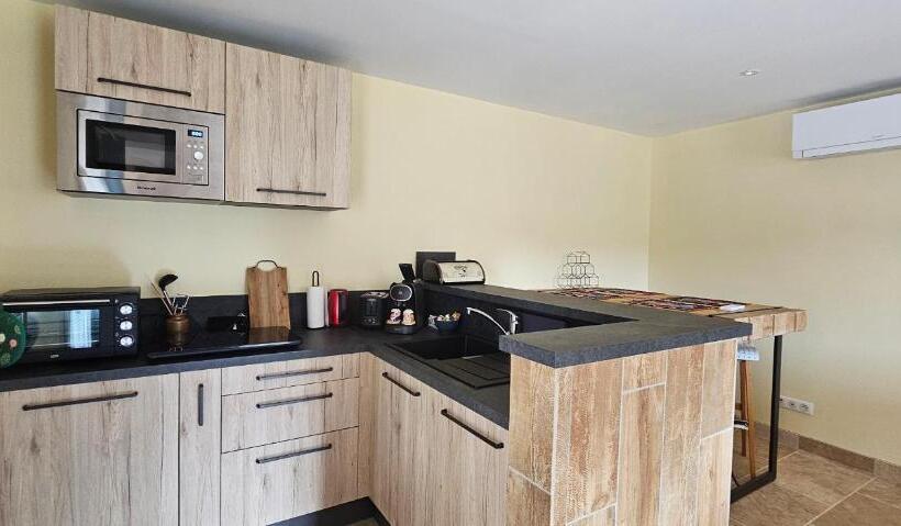 شقة غرفة واحدة مطلة على الحديقة, Les Jardins De Falguière