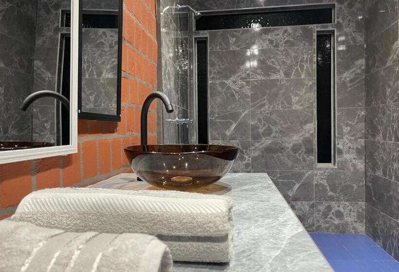 一居室别墅, Alex Country House