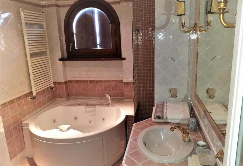 اتاق استاندارد با وان آب گرم, B&b Villa Roberta