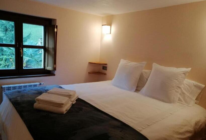 غرفة قياسية, El Caleyon