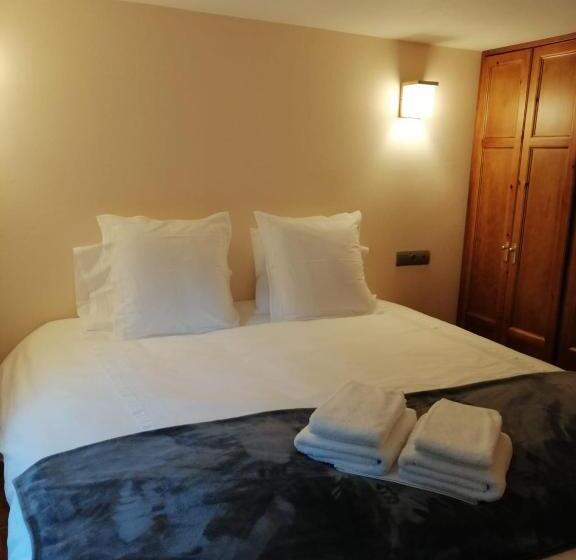 غرفة قياسية, El Caleyon