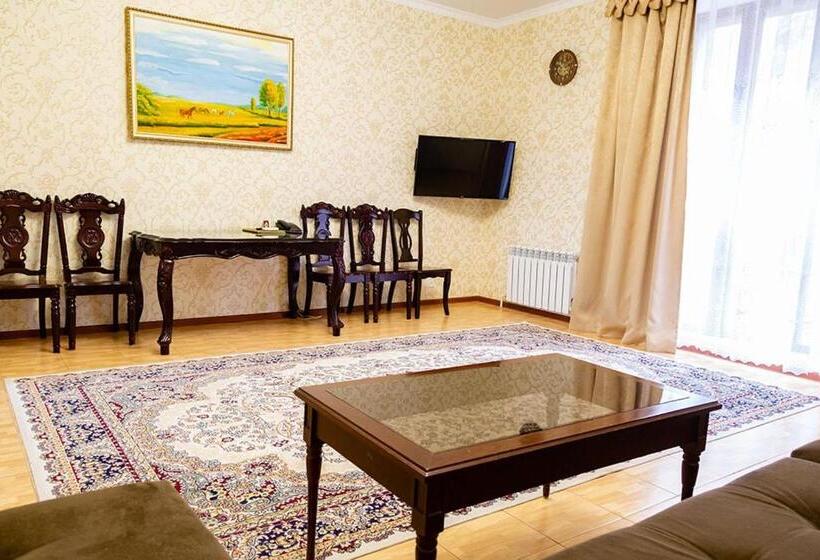 اتاق استاندارد, Gostinitsa Sultan