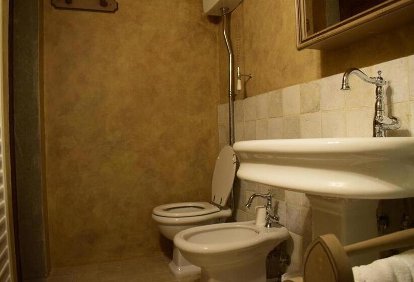 סוויטת ג'וניור, La Fornella Dell Anita