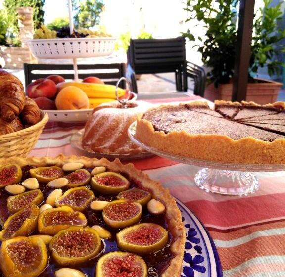 דירת פנטהאוז 1 חדרי שינה, La Fornella Dell Anita