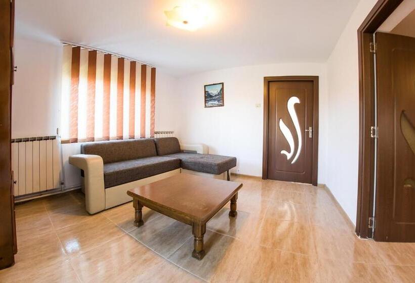 Семейное Студио, Casa De Vacanta Jeny