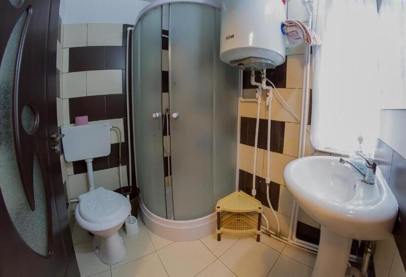 Семейное Студио, Casa De Vacanta Jeny