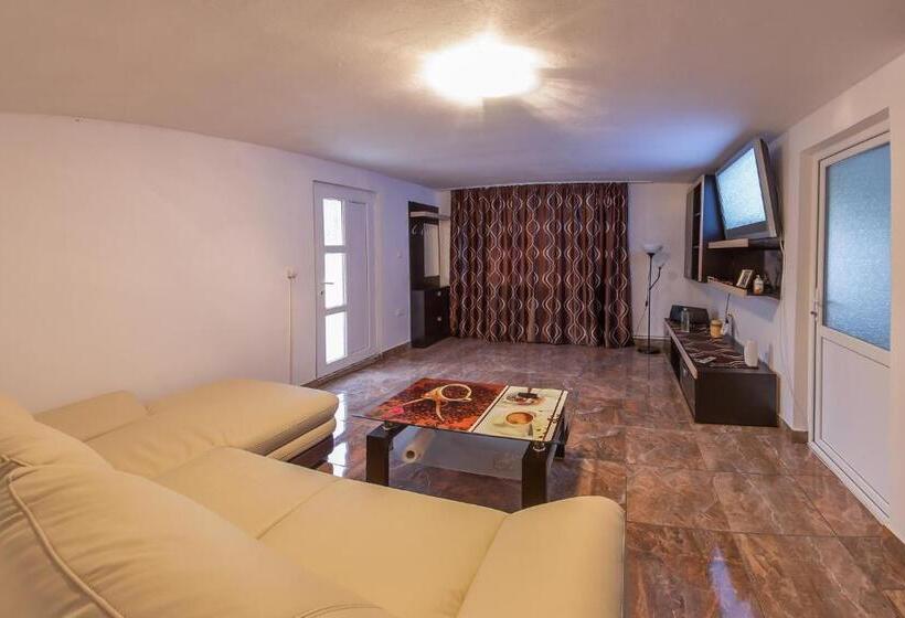 Студио Стандарт Кровать Кинг, Casa De Vacanta Jeny