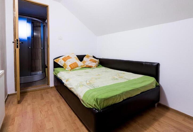اتاق استاندارد چهار تخته, Casa De Vacanta Jeny