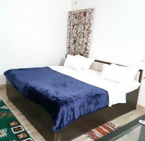 デラックスルーム, Lime Villa On Ganga Ghat