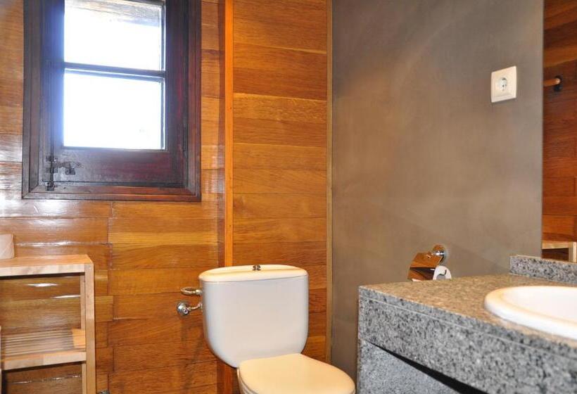 Pokój Czteroosobowy Standard, Alberg Residència Esportiva Els Isards