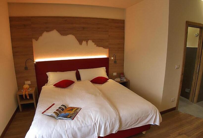 Номер Стандарт Вид на Горы, Botton D Oro Delle Dolomiti