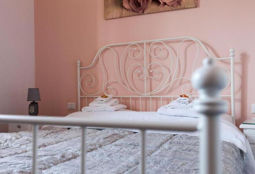 اتاق لوکس, Il Viaggiator Leggero