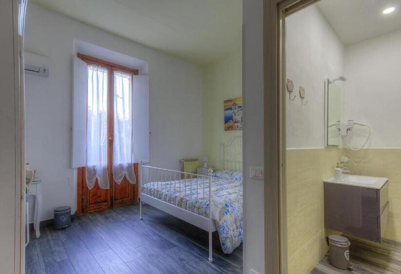 اتاق لوکس, Il Viaggiator Leggero