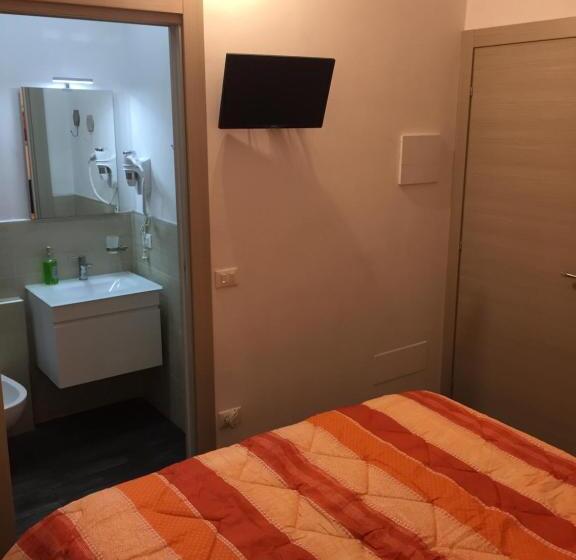 اتاق عادی, Il Viaggiator Leggero