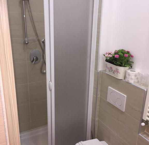 اتاق عادی, Il Viaggiator Leggero