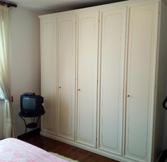 Pokój Standard, Luce