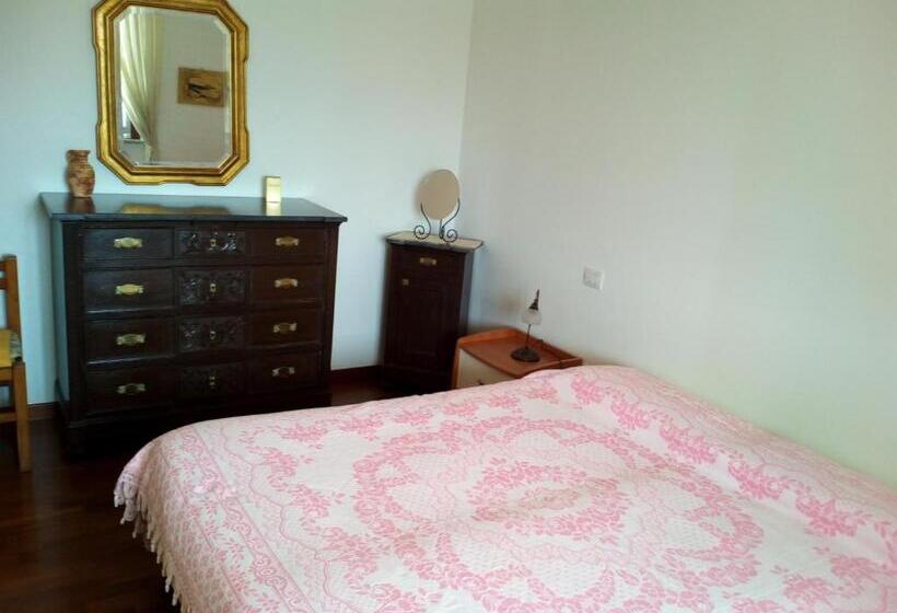 Pokój Standard, Luce