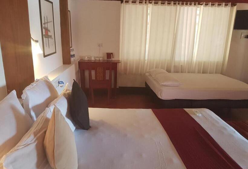 سوییت جونیور, Petit Elephant