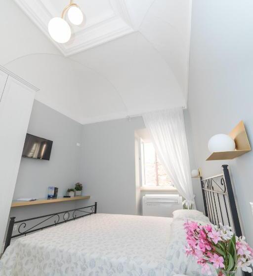 Номер Стандарт, Alemar Sirolo