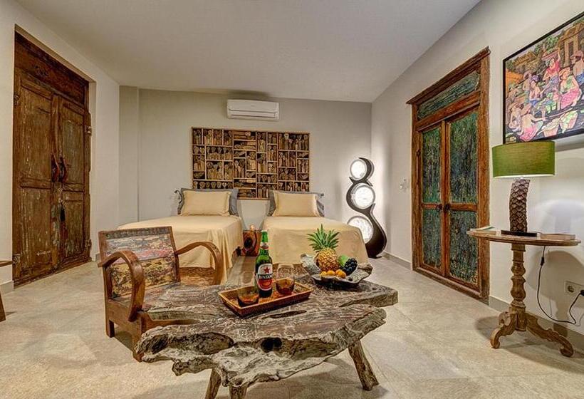 חדר סופריור, Ganesh Lodge