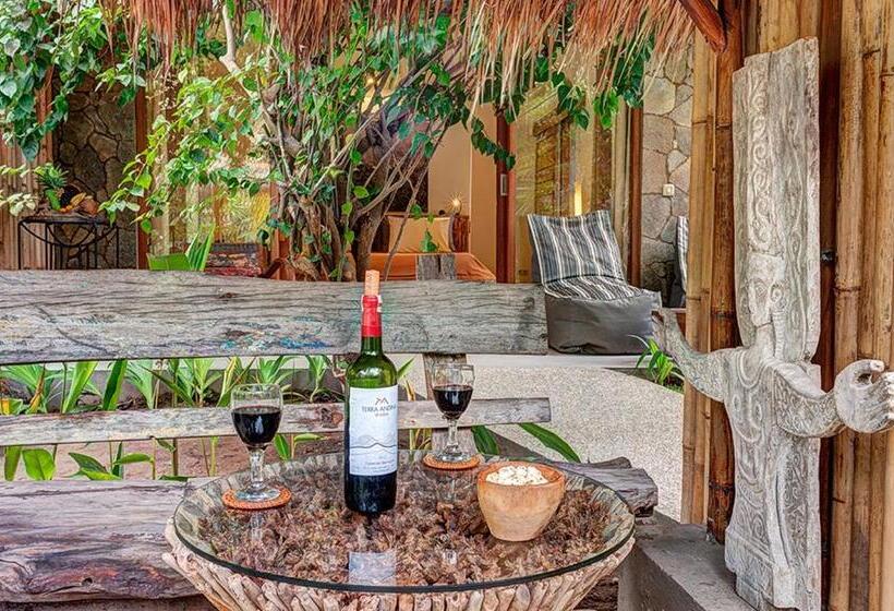 חדר סופריור, Ganesh Lodge