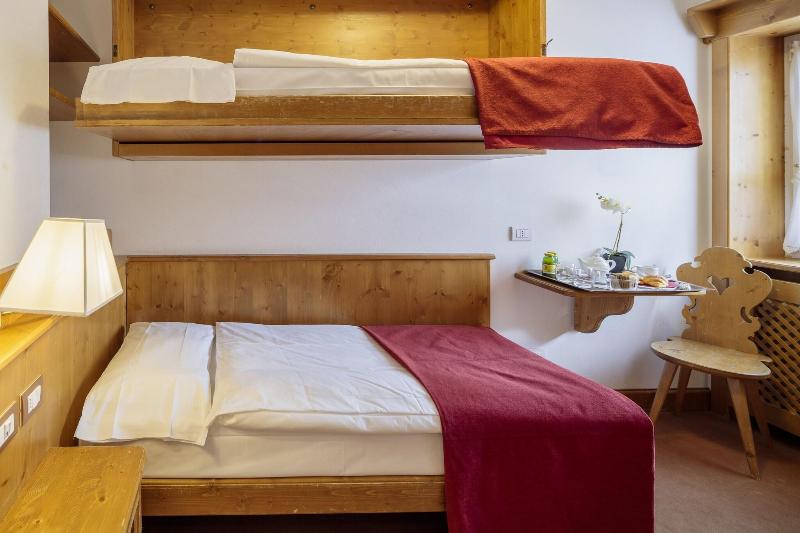 ファミリールーム, Aquila