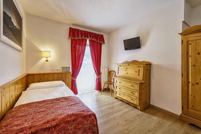 スタンダードシングルルーム, Aquila