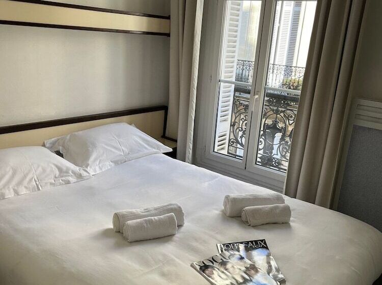 Номер Стандарт, Brit Hotel Des Grands Hommes   Bordeaux Centre