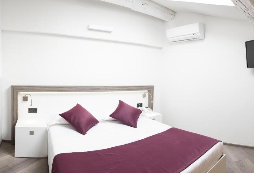 ジュニアスイート, Corte Del Paggio