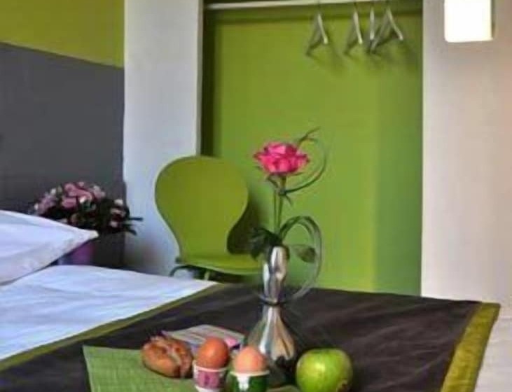 스탠다드 룸, De La Croix Rousse