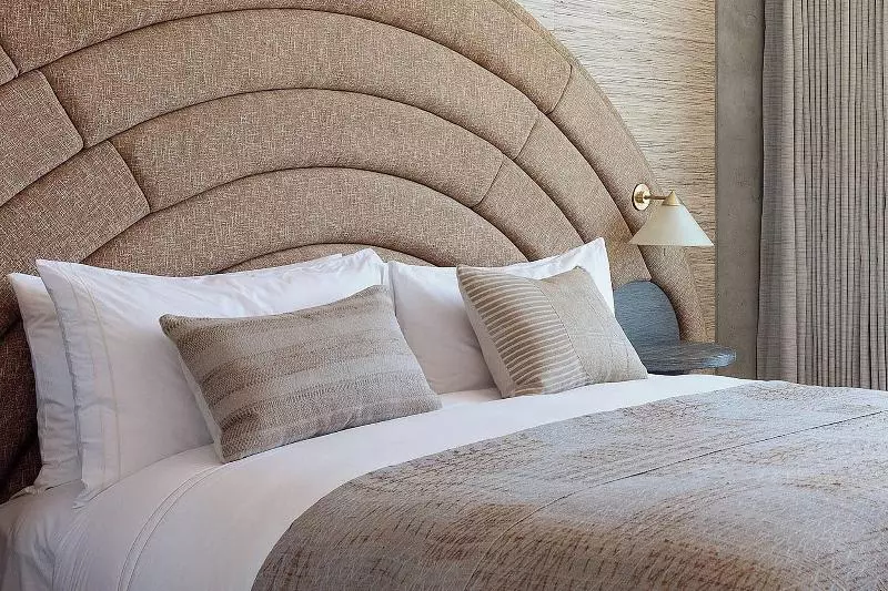 スイート, De Paris Sainttropez