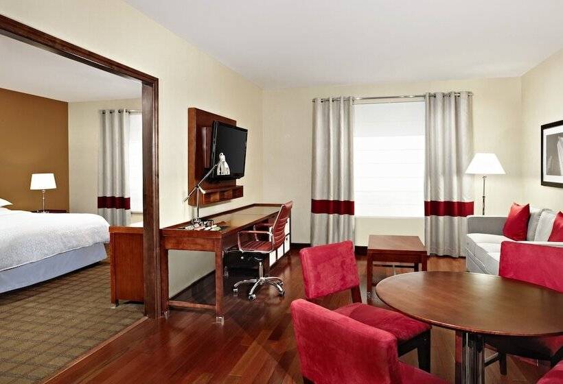 总统套房, Four Points By Sheraton Calgary Airport