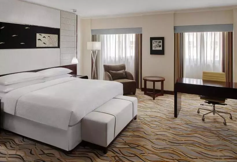 اتاق کلاسیک با تخت دونفره, Four Points By Sheraton Riyadh Khaldia