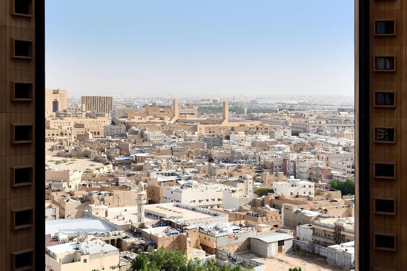 キングサイズベッドのスーペリアルーム, Four Points By Sheraton Riyadh Khaldia