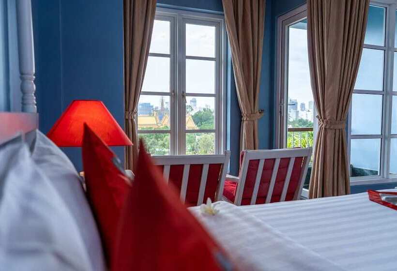 اتاق لوکس, The Frangipani Royal Palace