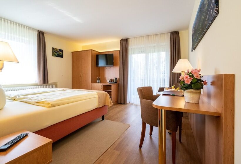 컴포트 룸, Garni Brunnthaler