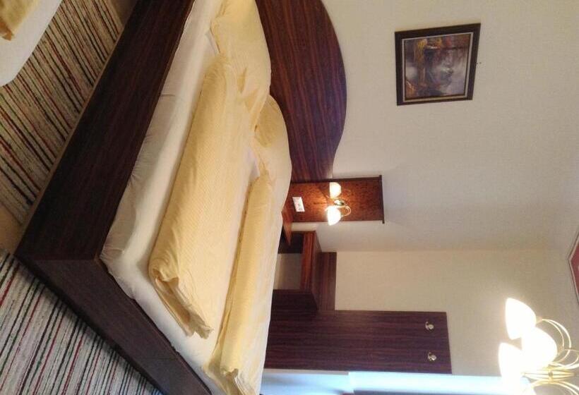 חדר סטנדרט לשלושה, Gasthof Post