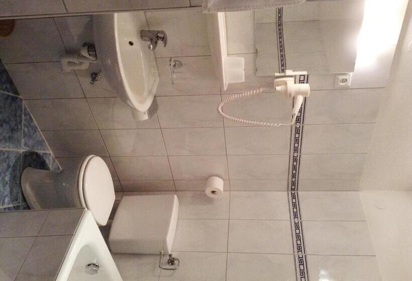 スタンダードトリプルルーム, Gasthof Post