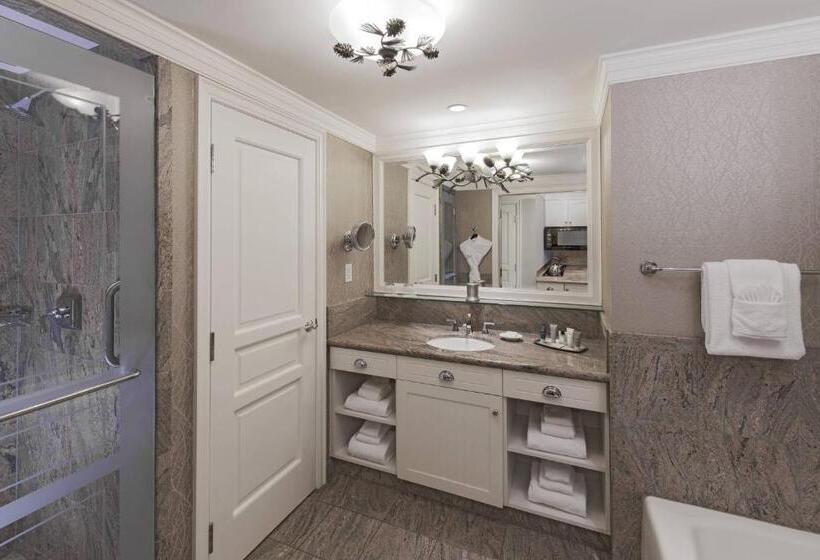 إستوديو قياسى سرير ملكى, Jw Marriott The Rosseau Muskoka Resort & Spa