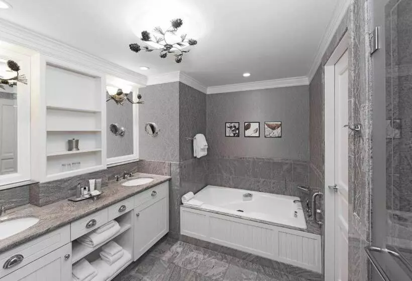 2 Bedrooms Suite 2 Bedrooms Lake View, Jw Marriott The Rosseau Muskoka Resort & Spa