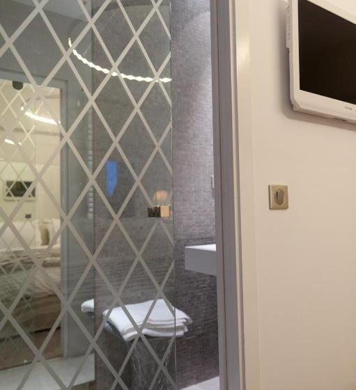 ファミリールーム, Le Cesar