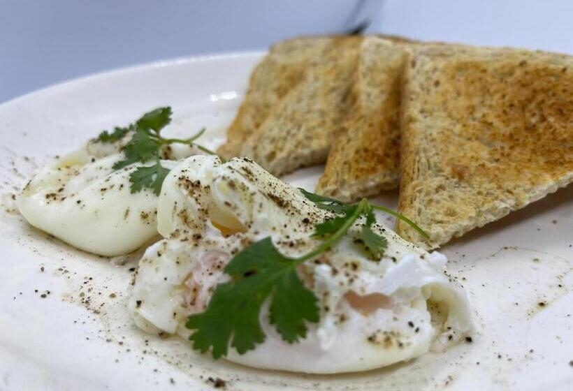 חדר סטנדרט יחיד, Queen Wood